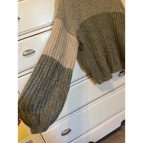 Buckle BKE Marled Color Block Brown Olive Striped Sweater Women's Size Medium - Picture 6 of 6